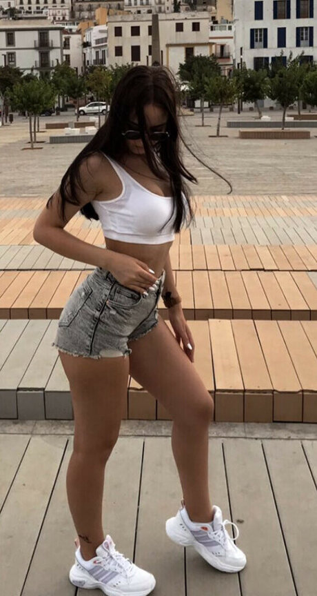 Cristin Violet nice pornstar image