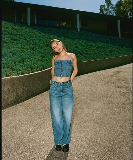 Lola Tung pornstar perfect gallery