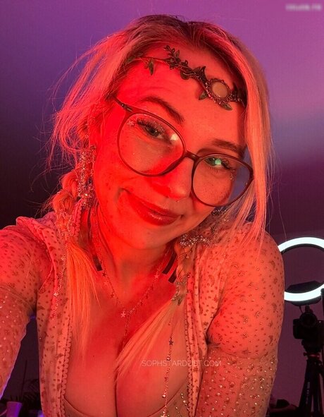Soph Stardust model xxx image