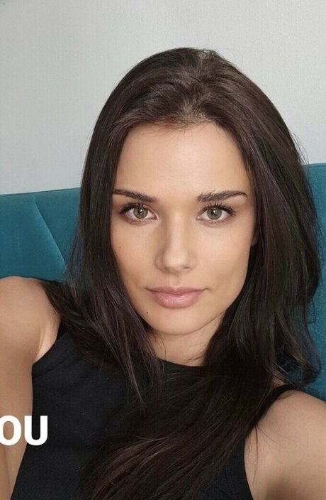 Starling ASMR nude actress images