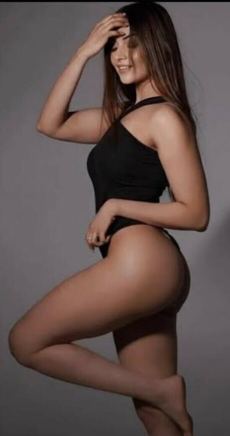 Yesha Sagar beautiful star picture