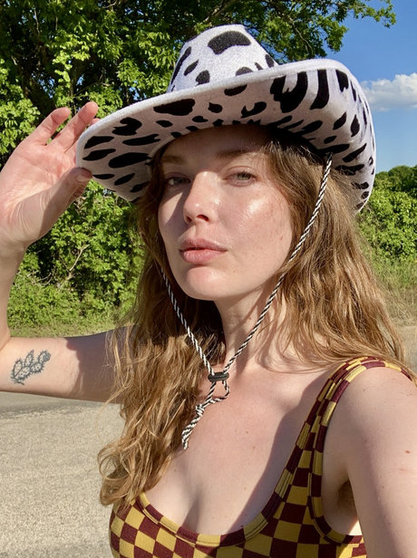 M C N A S T Y pornographic star image