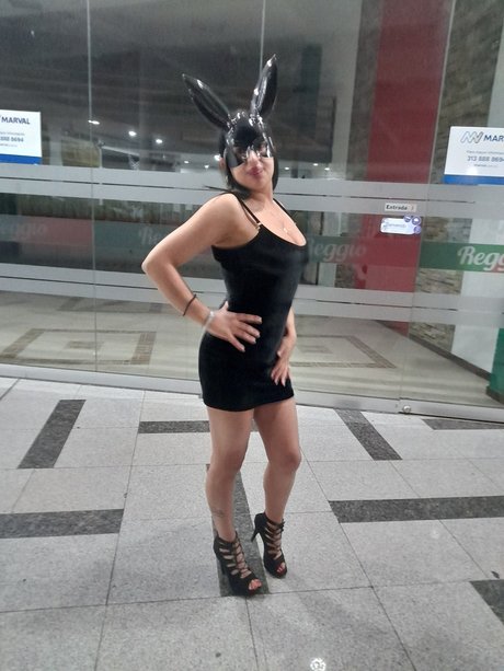 Laura daza adult actress img