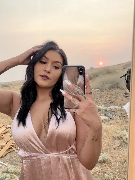 Miss Lala Free pornstar pretty gallery