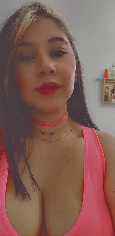 Lady Velasquez zapata model beautiful pic