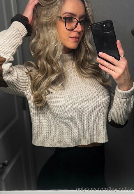 Taylor Fitz free actress img