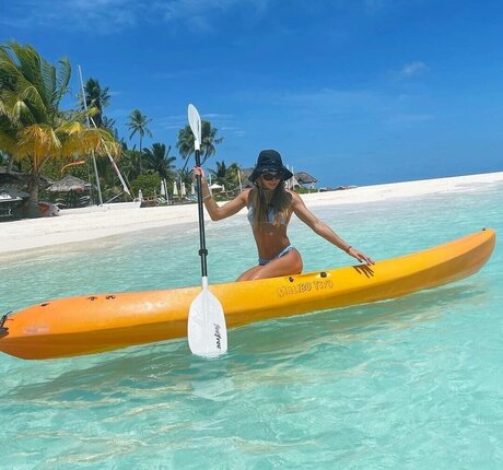 amateur squirt onlyfans art porn photo