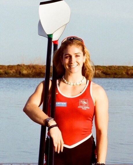 gay kissing onlyfans nude photos