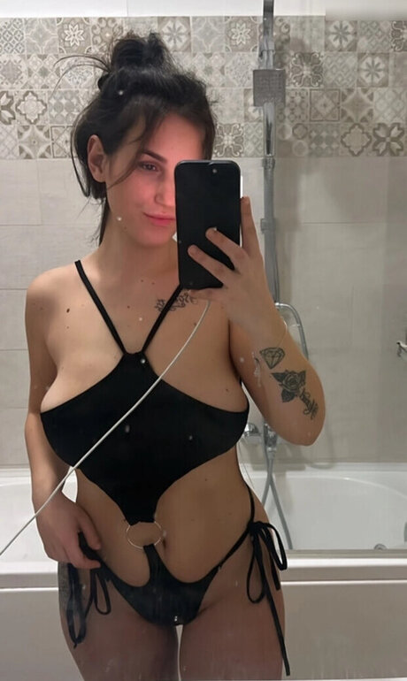 pregnant xxx onlyfans sexy image