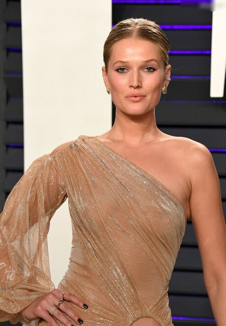 celebrity nude onlyfans art nude img