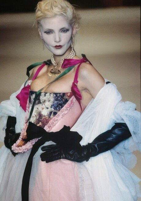 curvy girls onlyfans hot naked pic