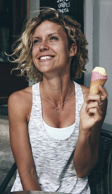 Annika Zimmermann pretty model image