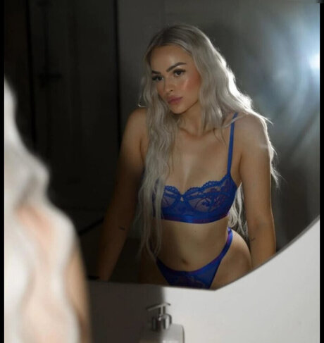 swinger milf onlyfans beautiful nude pics