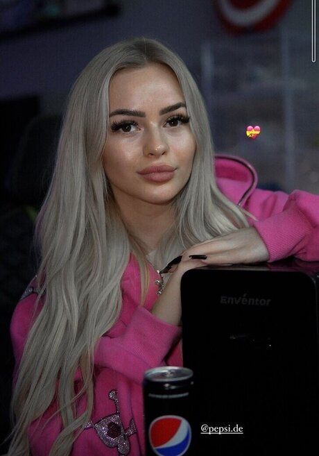 Zclina pornstar nude galleries