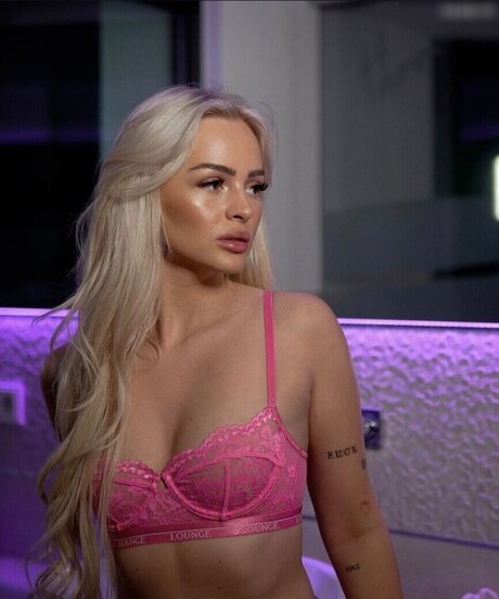 Zclina model erotic pictures