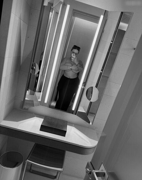 Anna Schmidt star sexy images