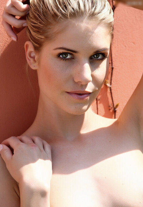 curvy babe onlyfans sexy nudes gallery