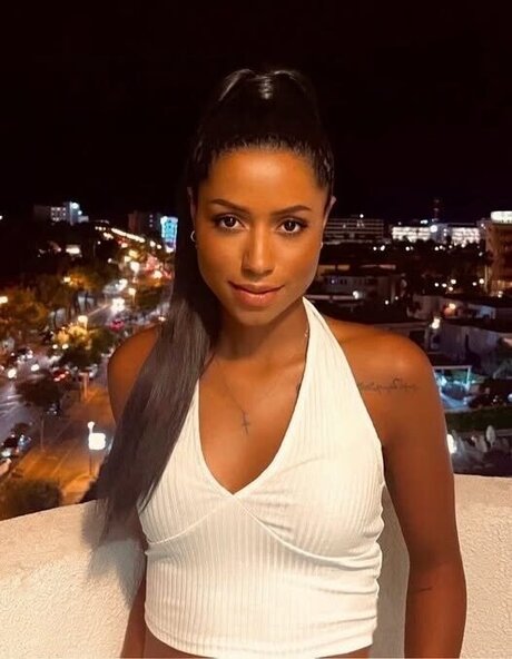 DFB Damen art actress picture