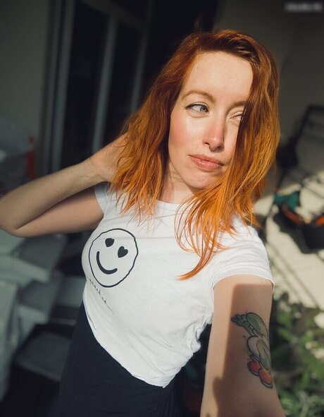 einfachsonina sex model photos