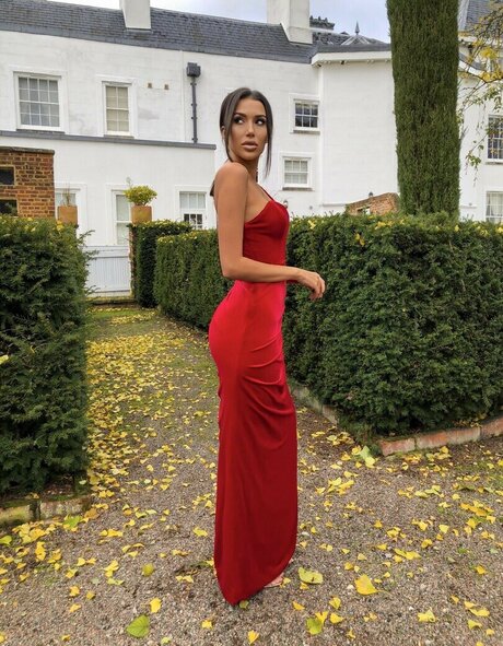 Sellisx model porn pics