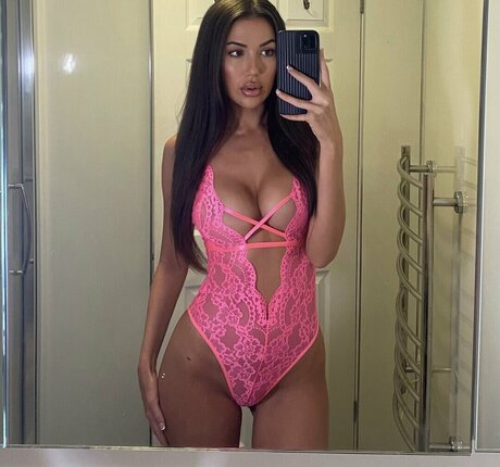 Sellisx star erotic photos