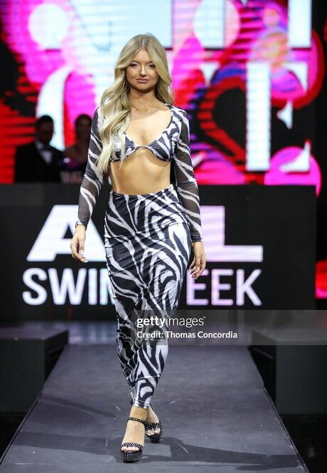 amateur lesbian onlyfans hot porn pic