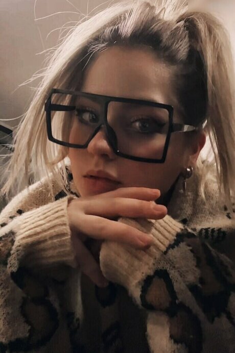 angel ng__ nice actress gallery