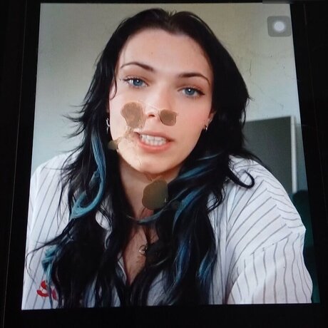 Cum Tributes exclusive pornstar pics