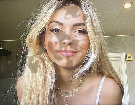 Cum Tributes top star photos