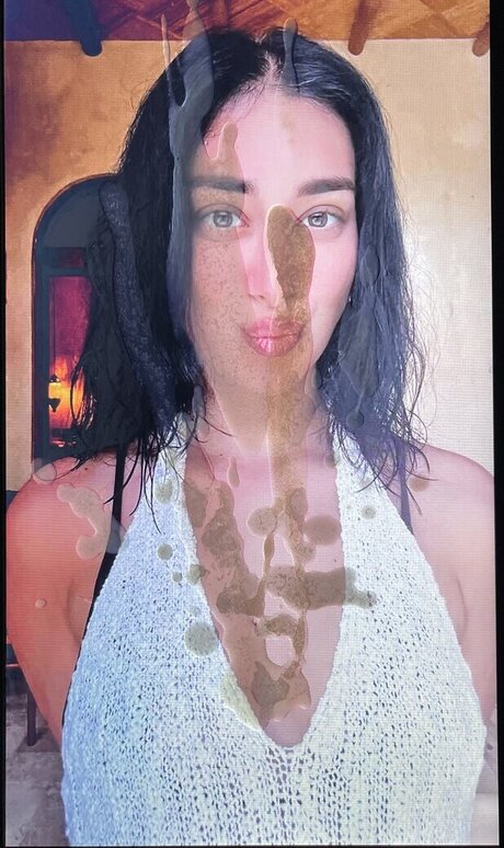 Cum Tributes hot model image