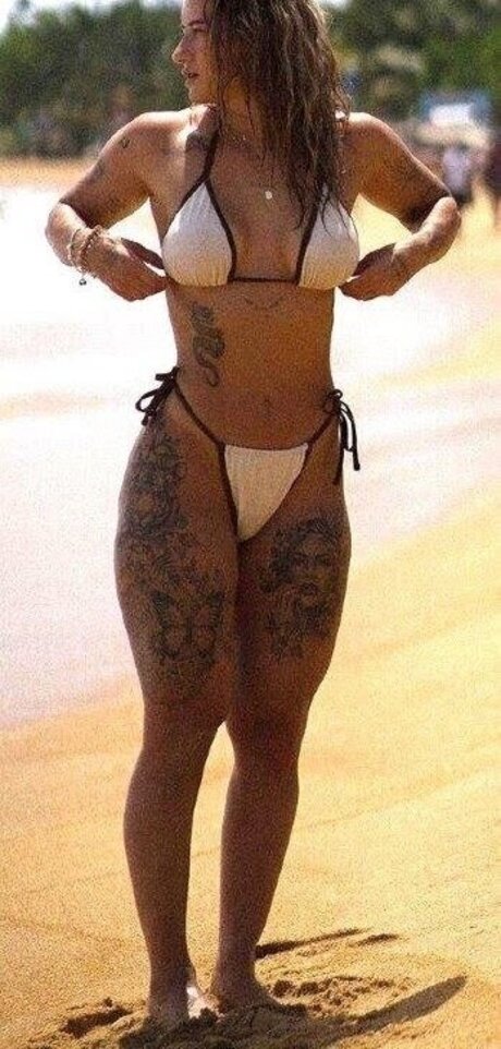 Lenaajoy model adult img