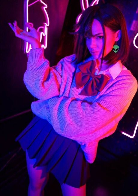 Lizzie Whistle hot pornstar img