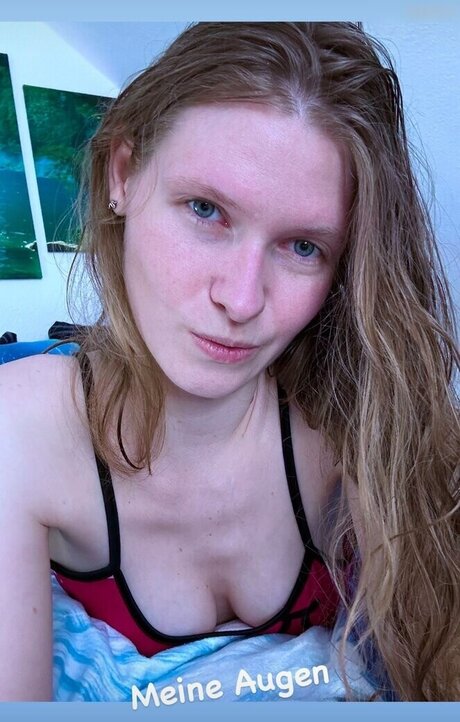 InaSilja porn star archive