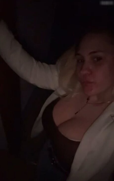 boobs onlyfans porn images