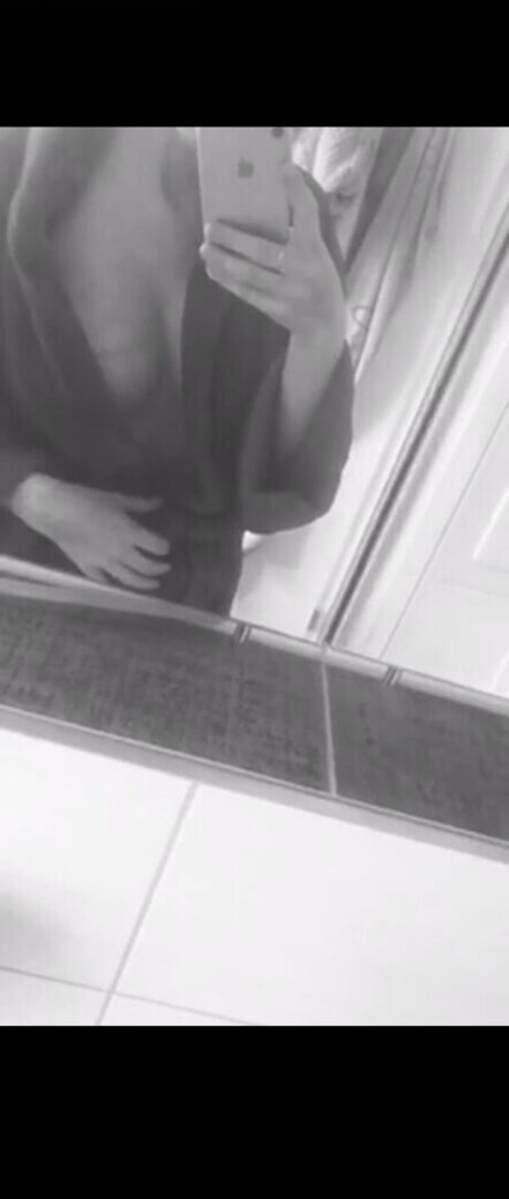 Joleen69 naked actress images