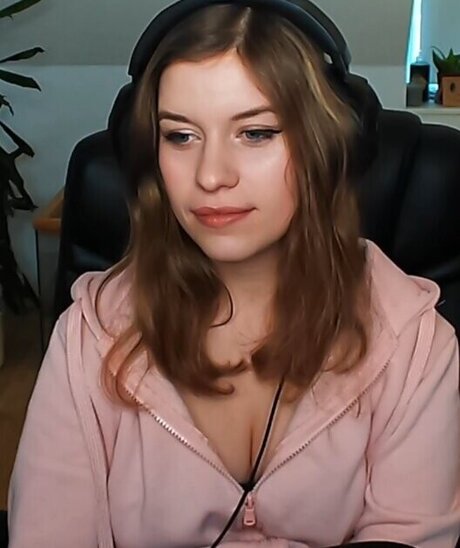 FormulaLena sex star photo