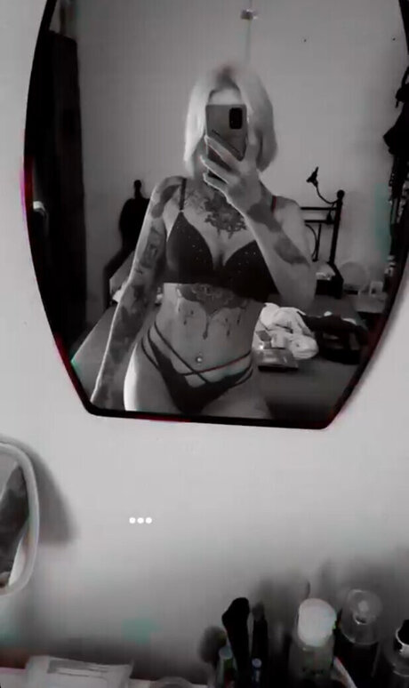 Typischblonnd pretty star photos