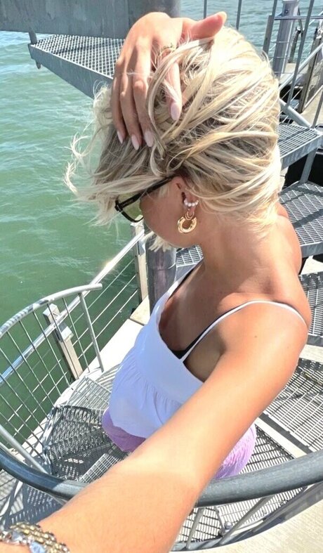 Anna Maria Schimanski beautiful model pic