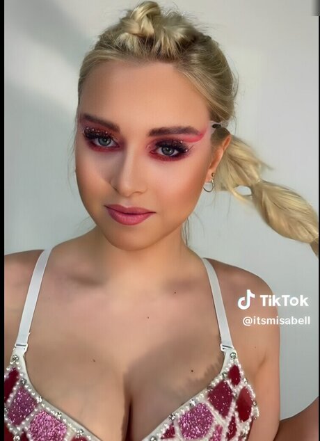 bodybuilder nude onlyfans beautiful nude img