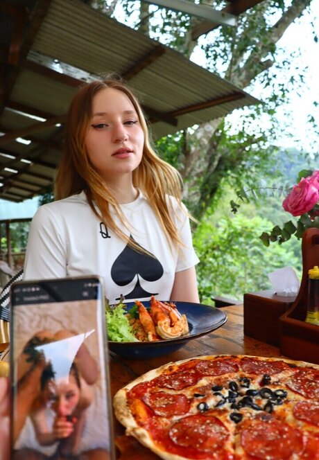 Glitterandanthrax star pornographic picture