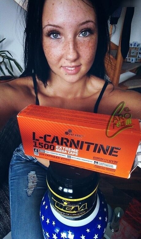 CaroCream xxx model photos