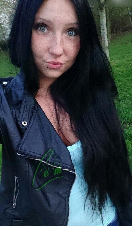 amateur teen onlyfans free photos