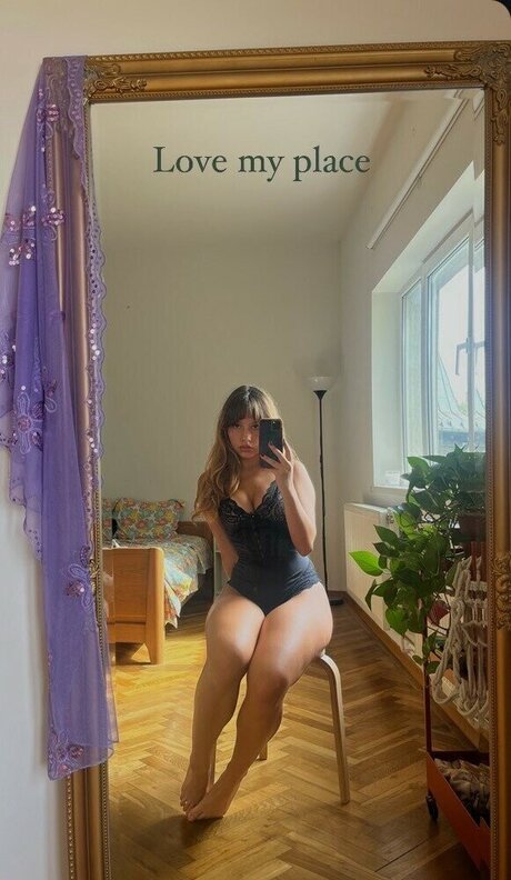 Anda Tohatan sex star pics