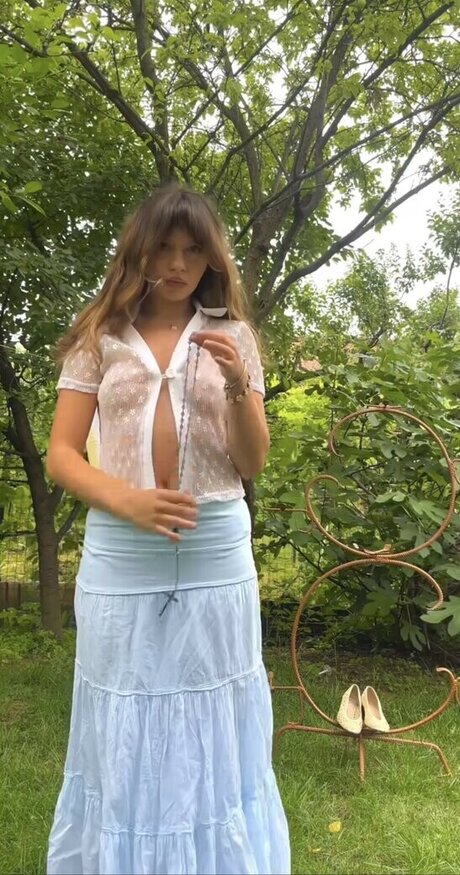 Anda Tohatan pretty pornstar img