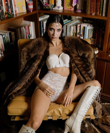 Elisha Herbert star free archive