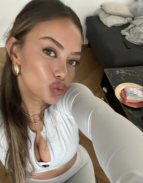 Camilla Nkenke sexy actress images