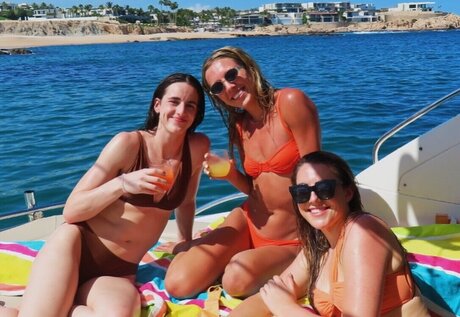 heluvstikax free pornstar pictures