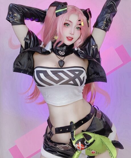 Hiniitaa model nice image