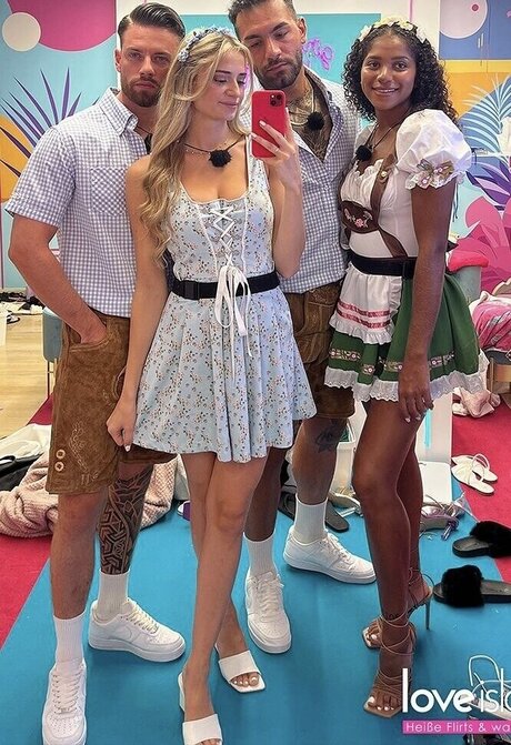 big tits squirt onlyfans exclusive pics