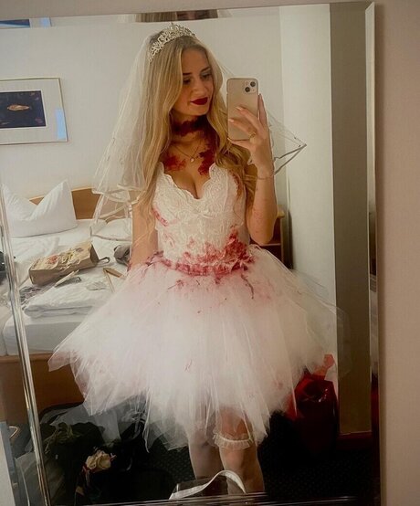 Vanessa Wende hot pornstar picture